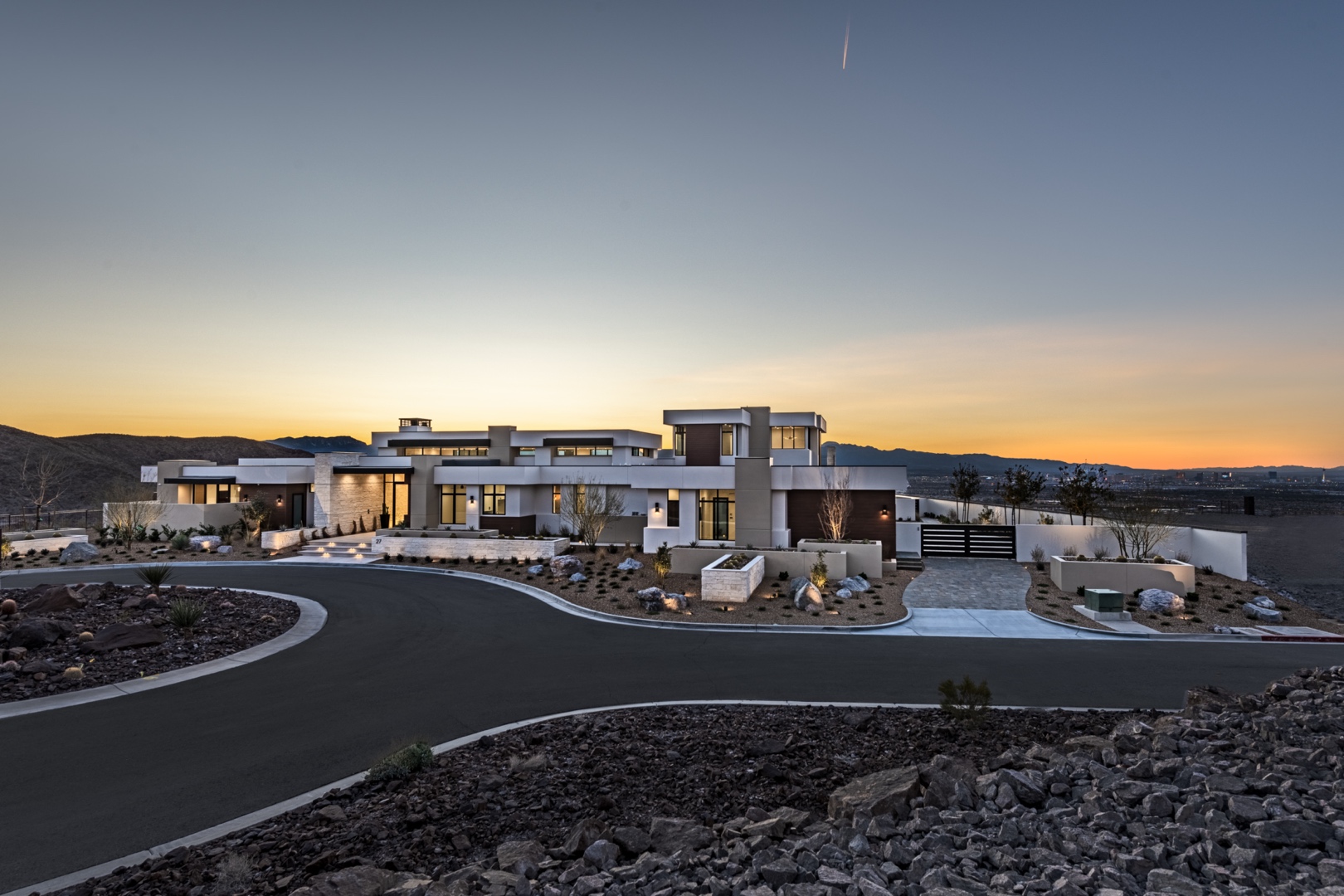 customhomes_lasvegas_kingdomandco_designbuild